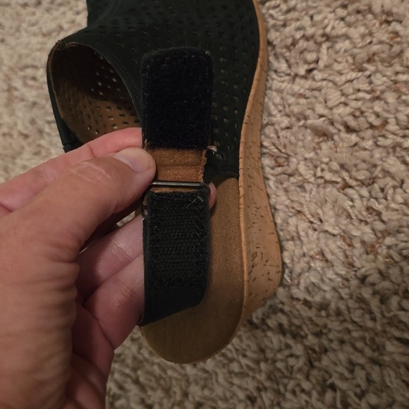 Rockport Womens Black Wedge Peep Toe Wedges EUC Size 7.5 (Bin 1) - Picture 8 of 10